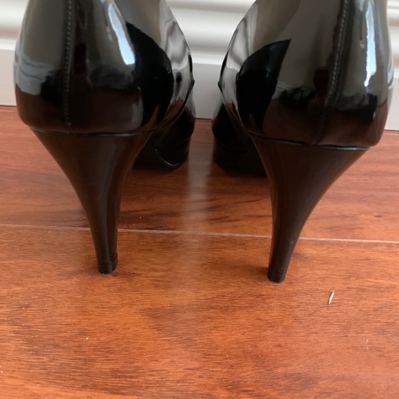 CALL IT SPRING Platform Pumps Sz 8 1/2 - Picture 2 of 6